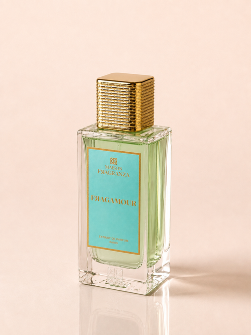Fragamour, Extrait de Parfum Maison Fragranza, flacon face fond crème
